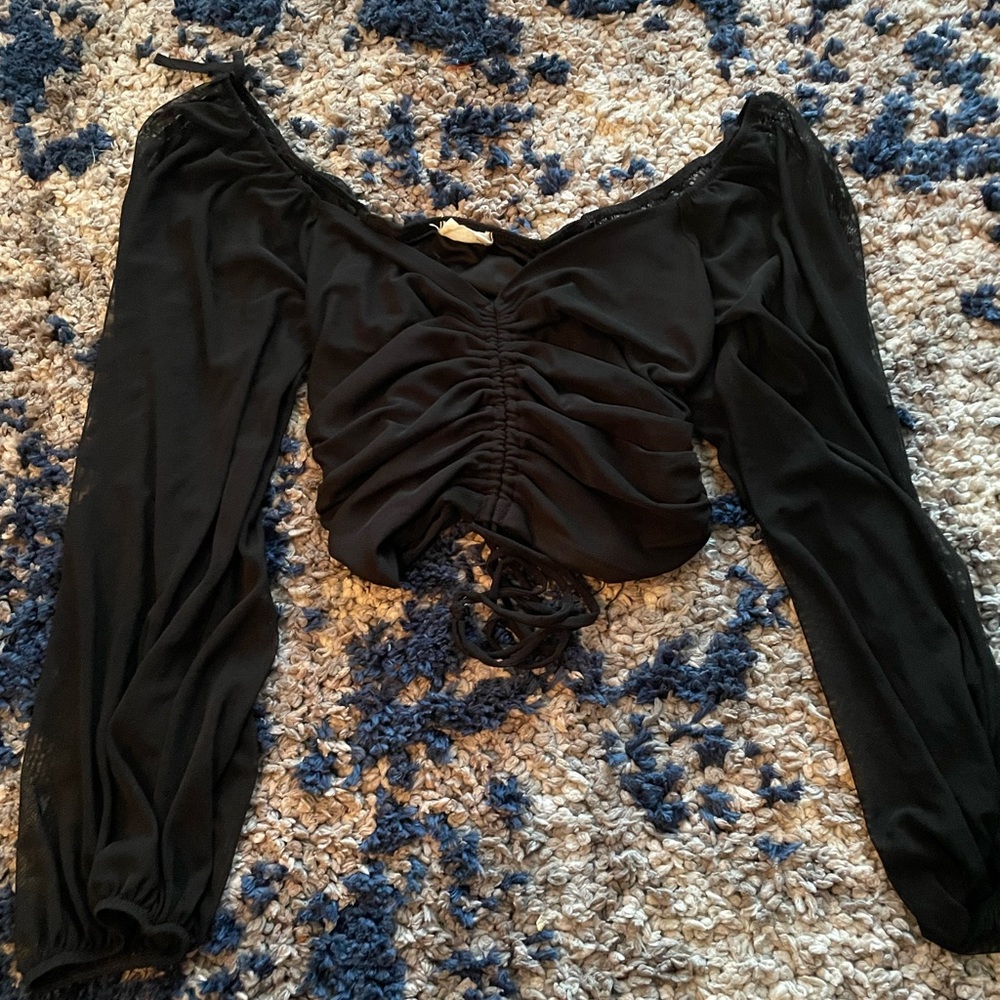 M black crop